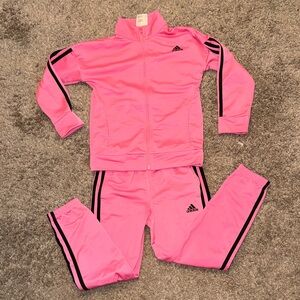 Adidas Pink Jacket with Black Logo, girls 6X. Worn 2-3 times! In 10/10